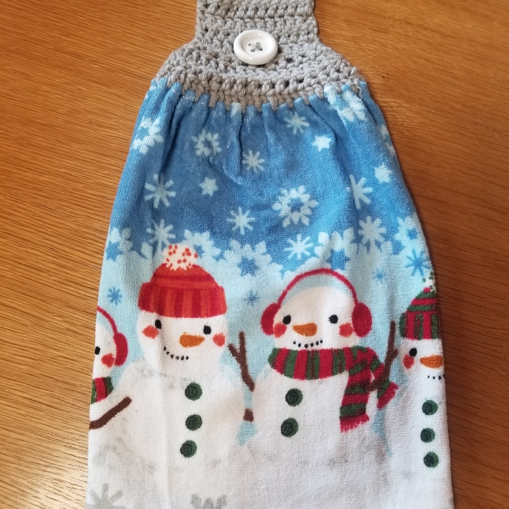 CROCHETED KITCHEN TOWEL